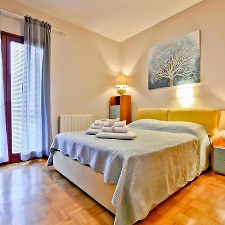 Villa Antea With Pool & Jacuzzi Villa *